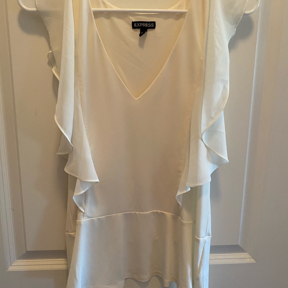EXPRESS. Flutter sleeve blouse. Size M. Ivory